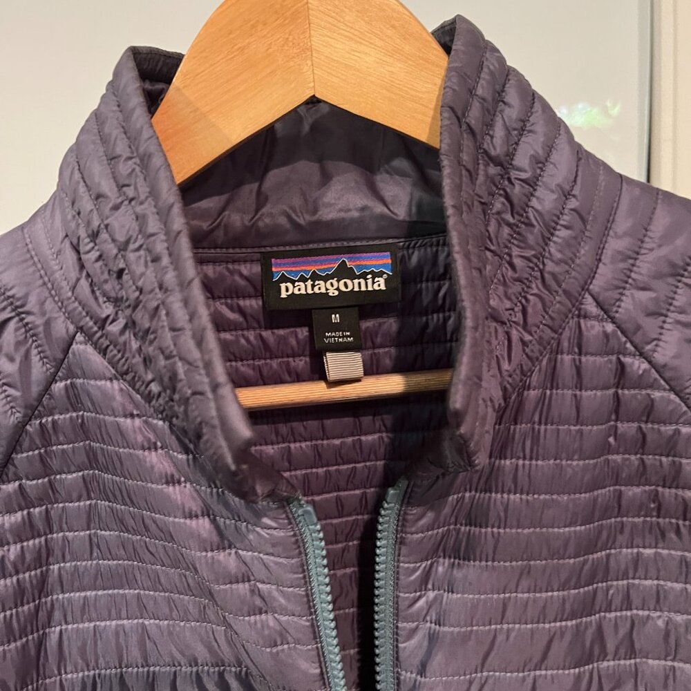 Patagonia Spring Weather Shell - Picture 3 of 4